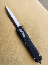 Load image into Gallery viewer, Denali Gentleman's Lightweight 8.0 inch OTF Auto-Knife