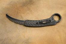 Load image into Gallery viewer, Karambit Out The Front Auto-Knife 8.6 inches open