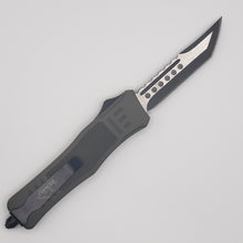 Load image into Gallery viewer, Medium Denali Devildog OTF knife, 8.25 inches open
